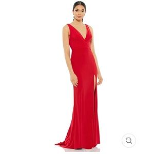 NWT Ieena for Mac Duggal SLEEVELESS V NECK JERSEY RED GOWN size 2‎ Valentines!